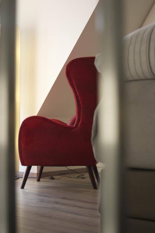 Hommage Apartment *